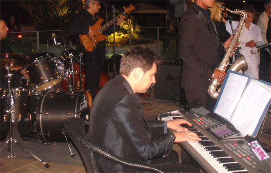 Funky, dance, bossa nova: stasera al Caff&egrave; al Duomo